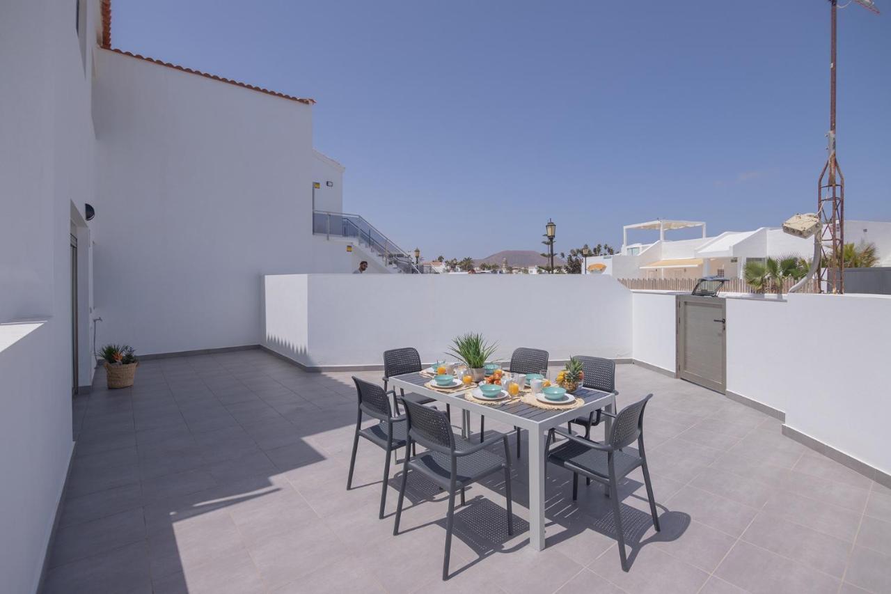 Apartment Urban 3 Beachfront Corralejo By Holidays Home Екстер'єр фото