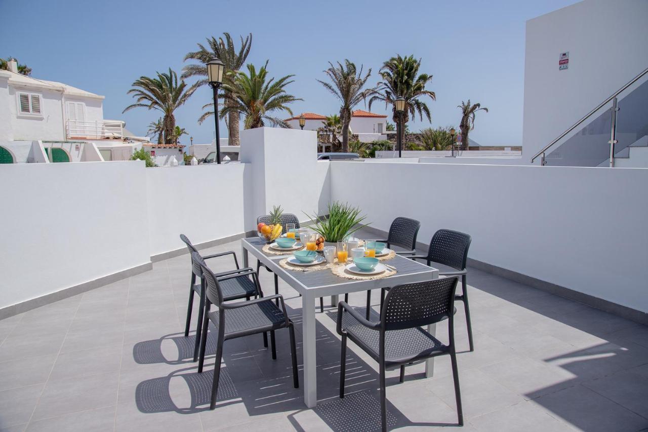 Apartment Urban 3 Beachfront Corralejo By Holidays Home Екстер'єр фото